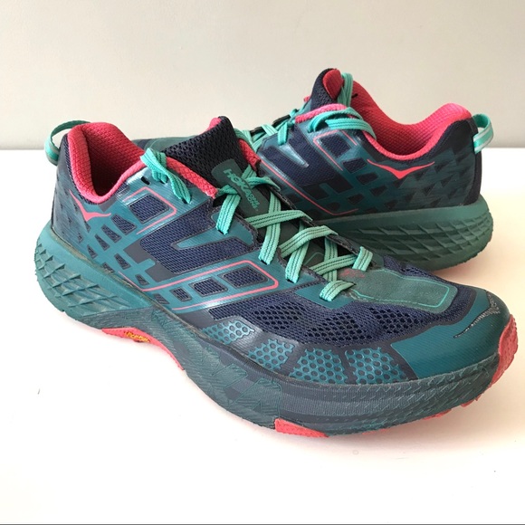 hoka one speedgoat 2 womens